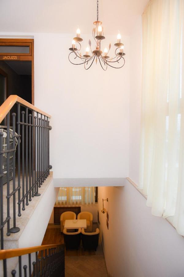 Hotel Marshal Nikšić Kültér fotó
