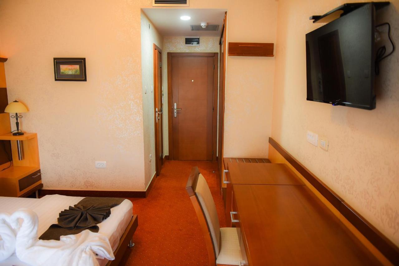 Hotel Marshal Nikšić Kültér fotó
