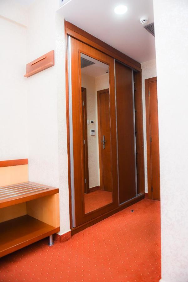 Hotel Marshal Nikšić Kültér fotó