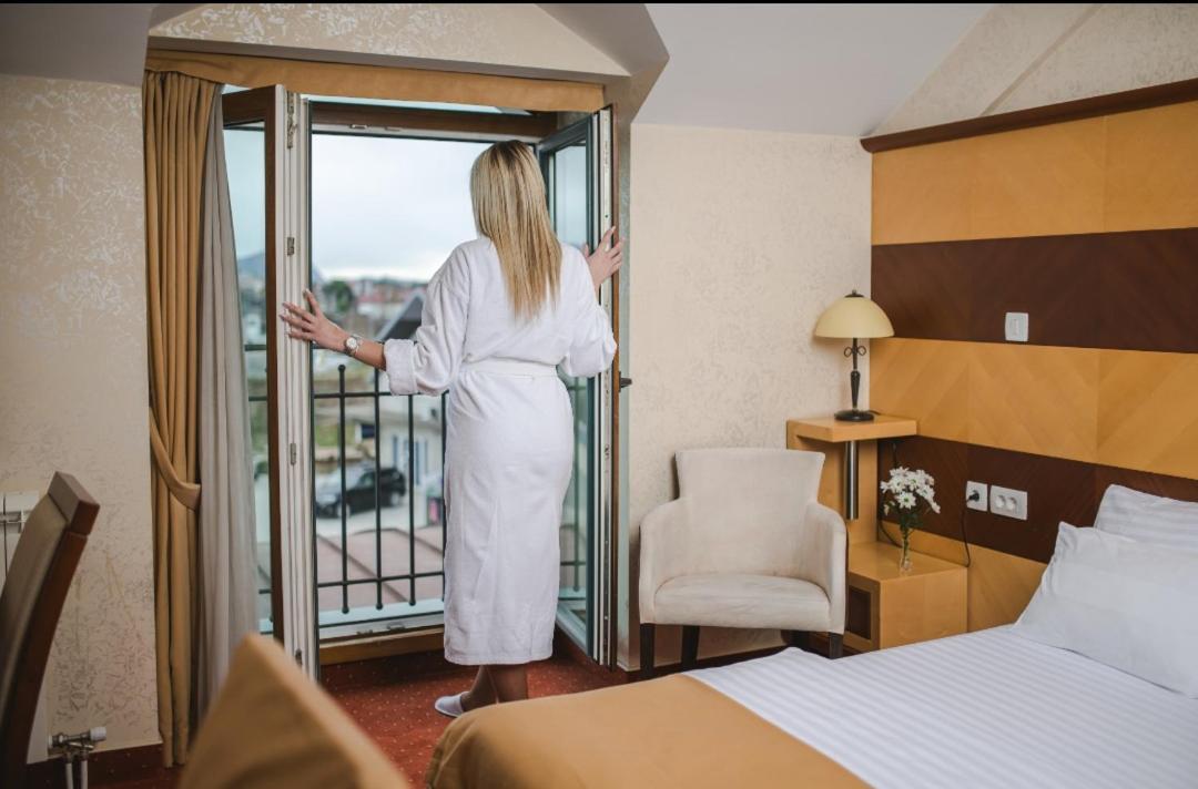 Hotel Marshal Nikšić Kültér fotó
